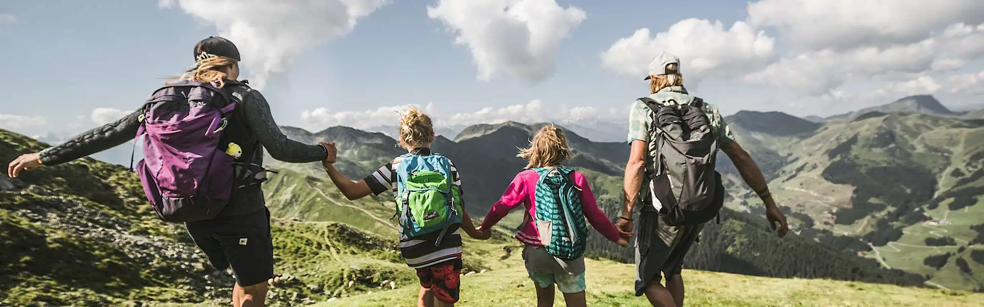 familienurlaub-_-family-holiday-in-saalbach-hinterglemm_1.1920x600.jpg