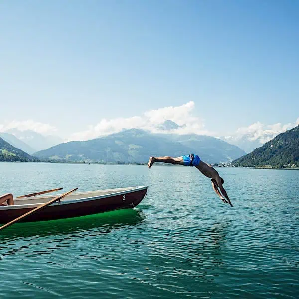 erfrischung-pur-im-zeller-see---refreshing-moments-on-lake-zell-c-zell-am-see-kaprun-tourismus.600x600.jpg